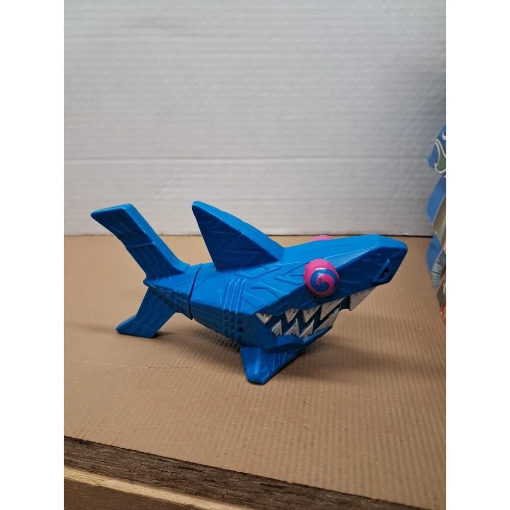 Vintage 1996 Wendy's Shark Vapor Wave Squirt Toy  Play Water Gun Squirter EUC